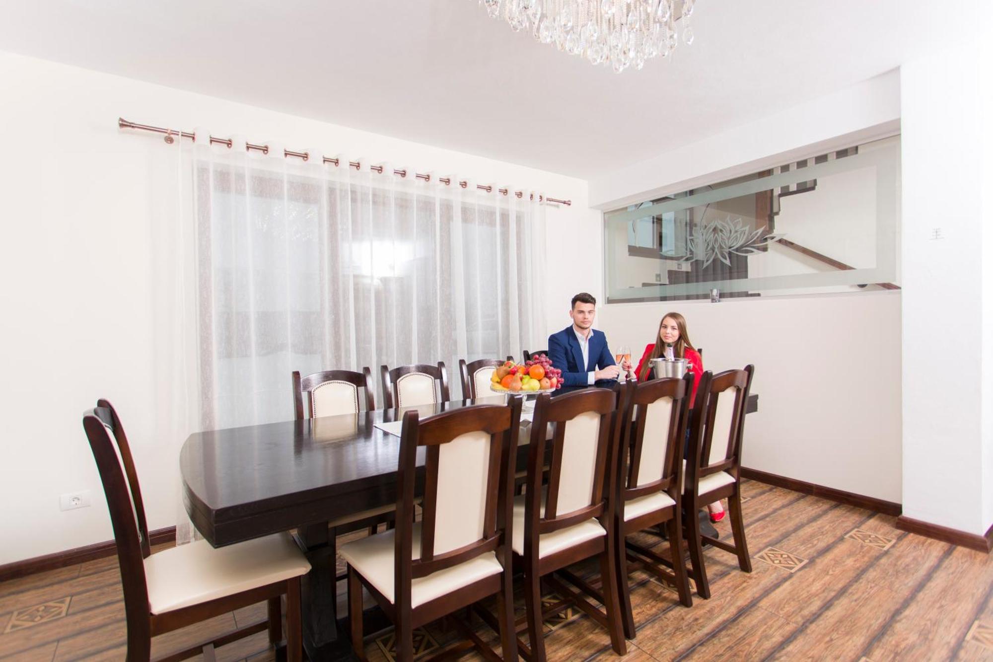 Pensiunea Ursa Hotel Bistrita Bargaului ภายนอก รูปภาพ